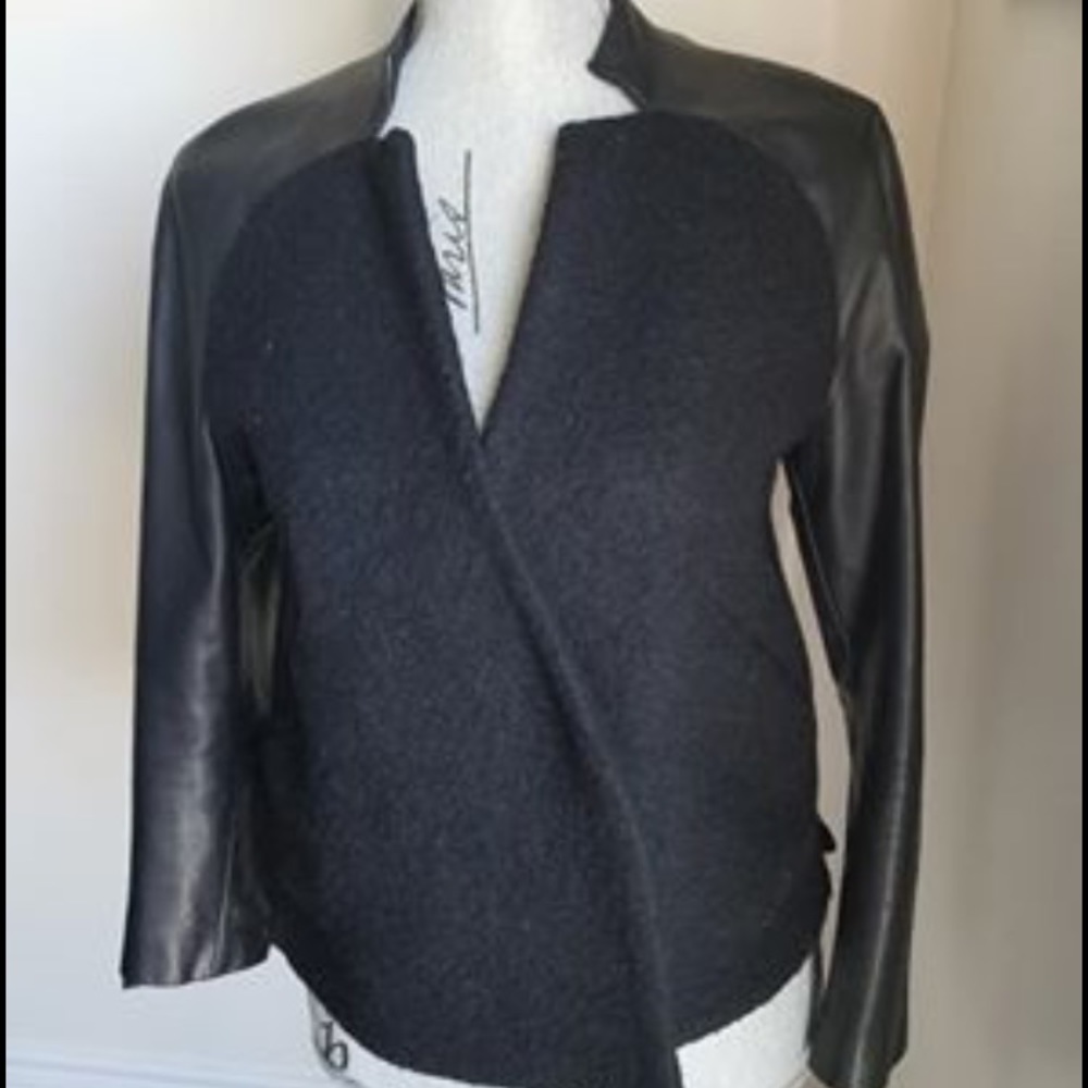 Size small genuine leather sleeves